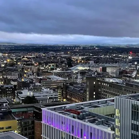 Top Floor Of The Building, Spectacular Views! Glasgow Exterior photo